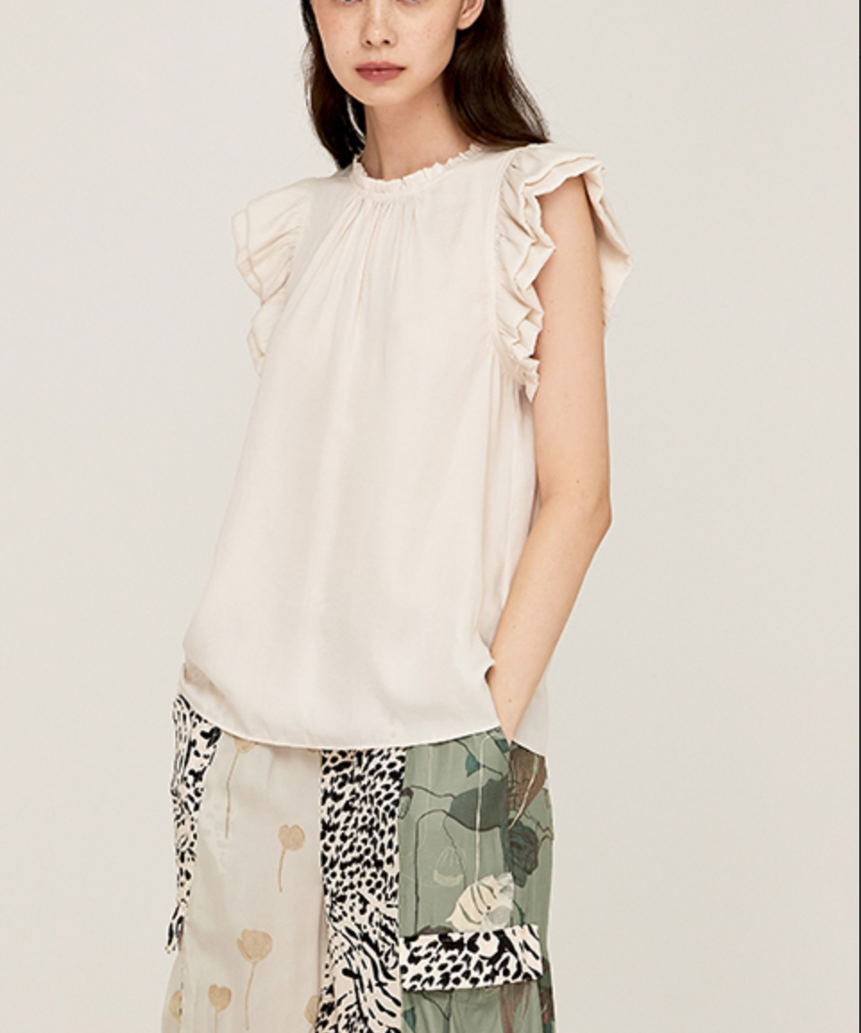 BUBBLE SLEEVE SATIN BLOUSE
