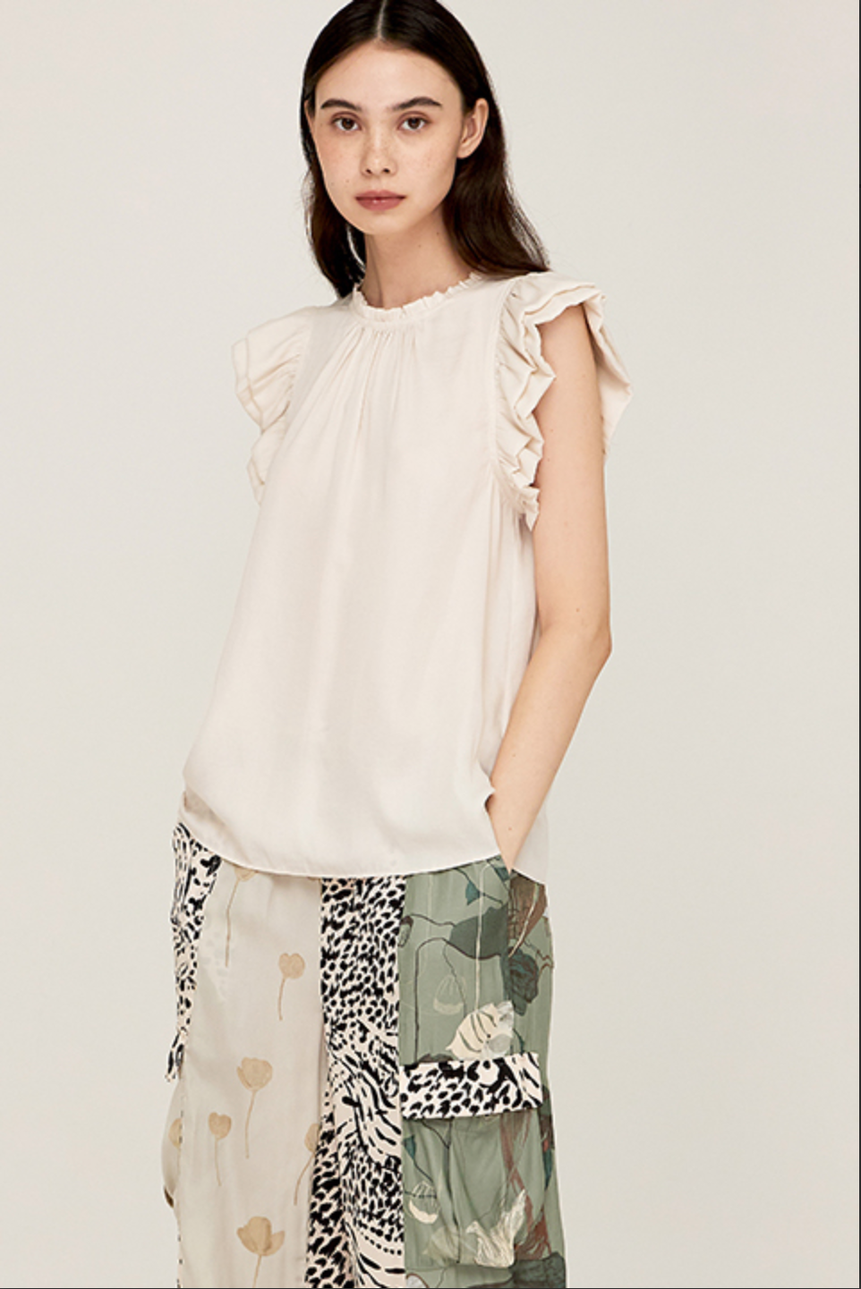 BUBBLE SLEEVE SATIN BLOUSE