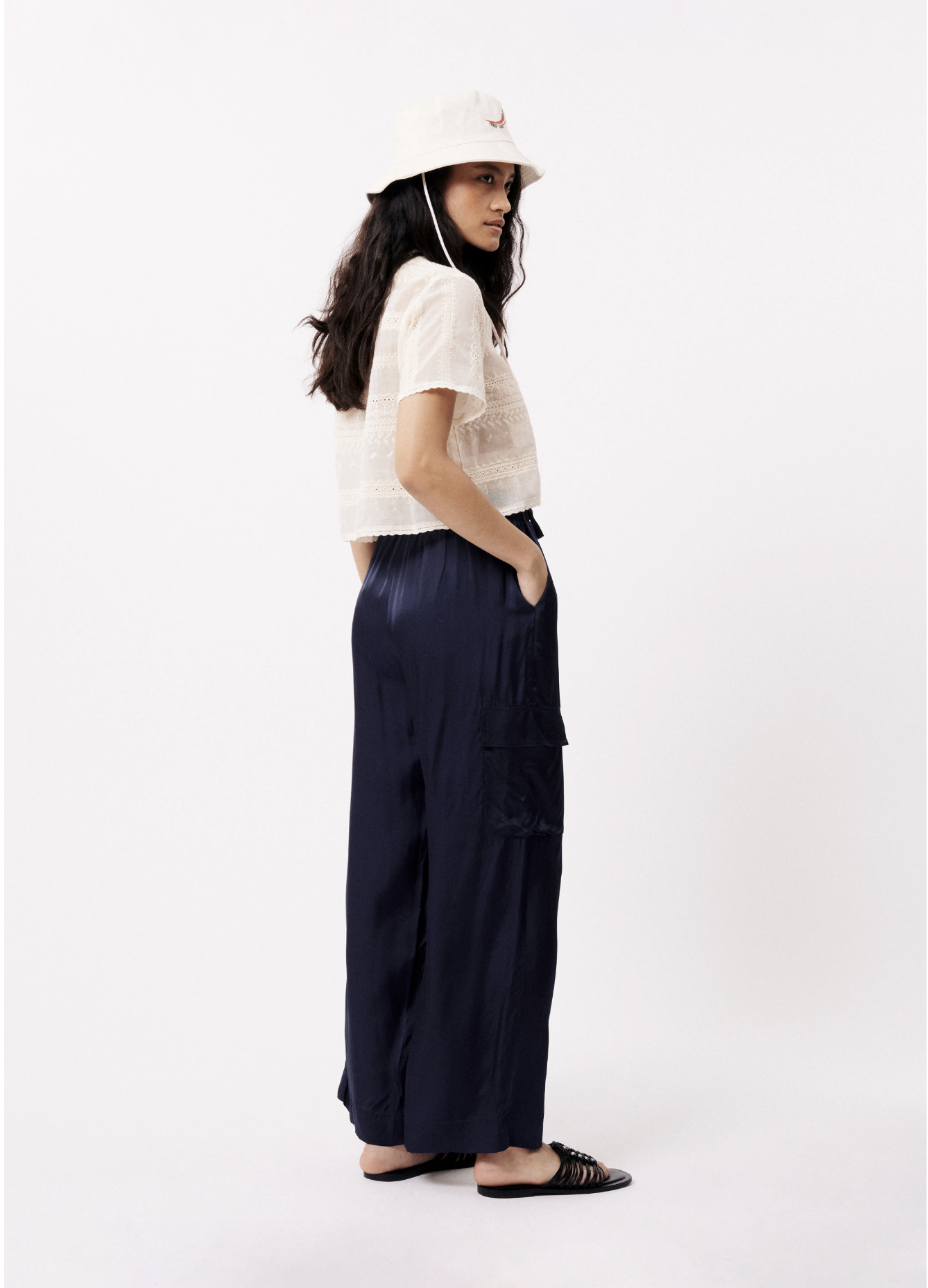 SILKY DRAWSTRING CARGO PANT