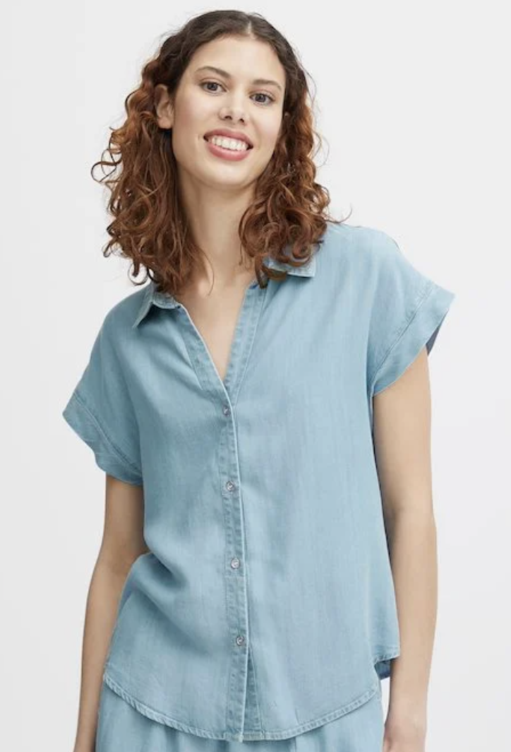 SSLV DENIM BUTTON DOWN BLOUSE