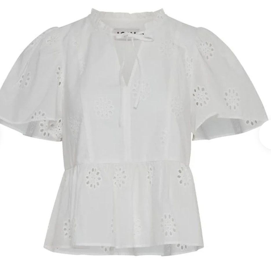 WHITE BLOUSE W/ EMBROIDERED FLOWER DETAIL