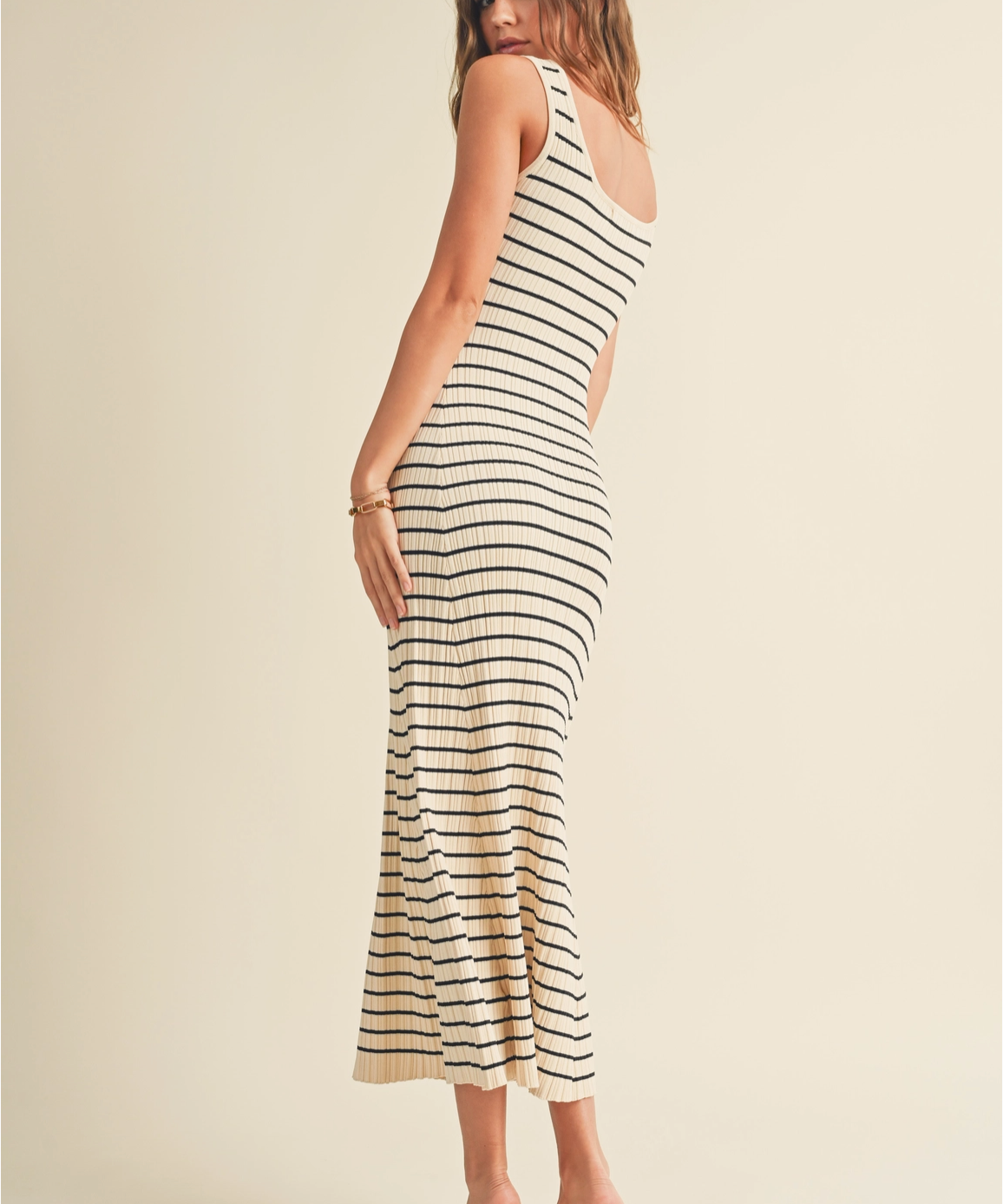 STRIPED PATTERN SLVLESS KNITTED DRESS