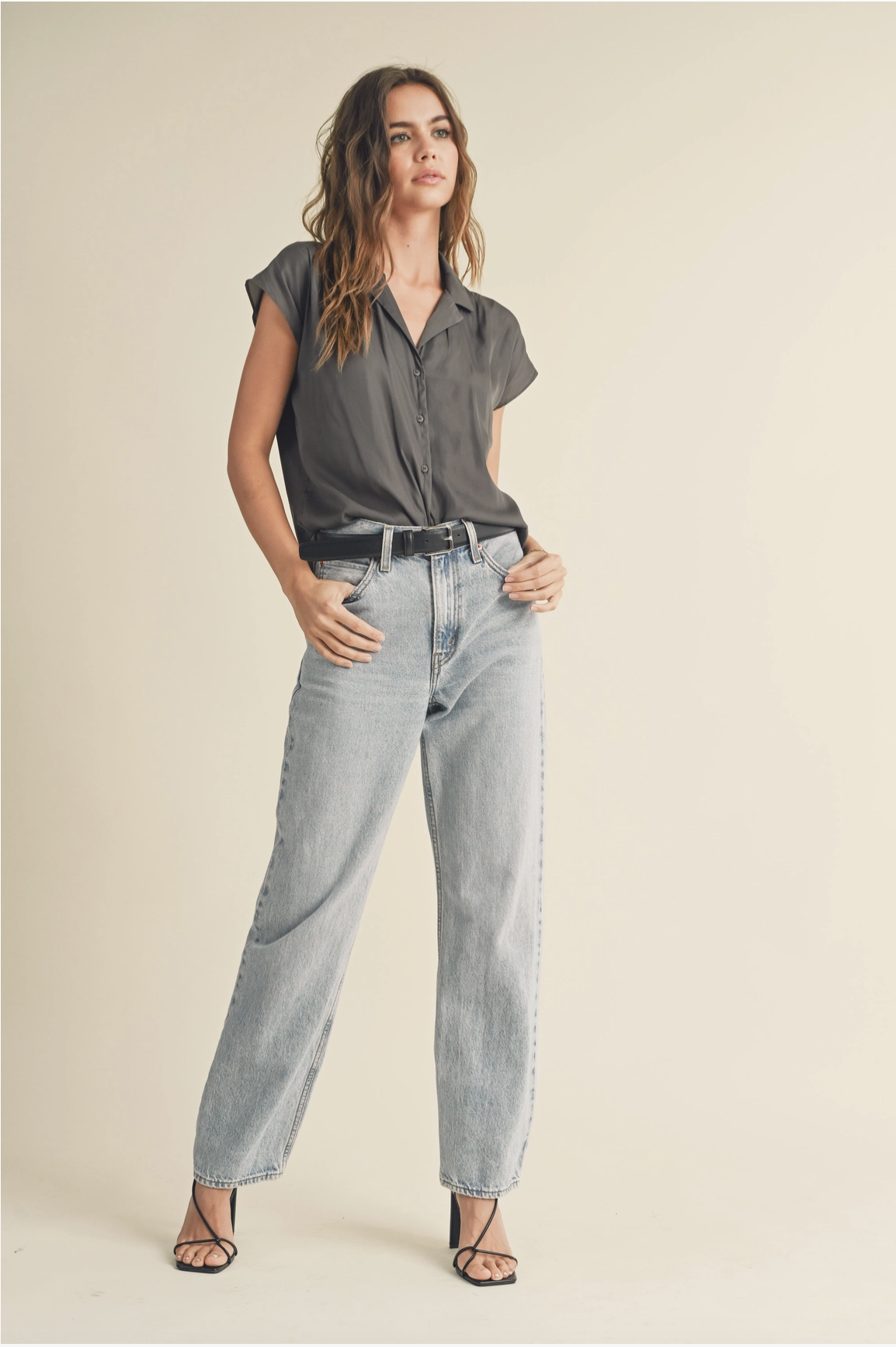 BUTTON DOWN CAP SLEEVE SHIRT