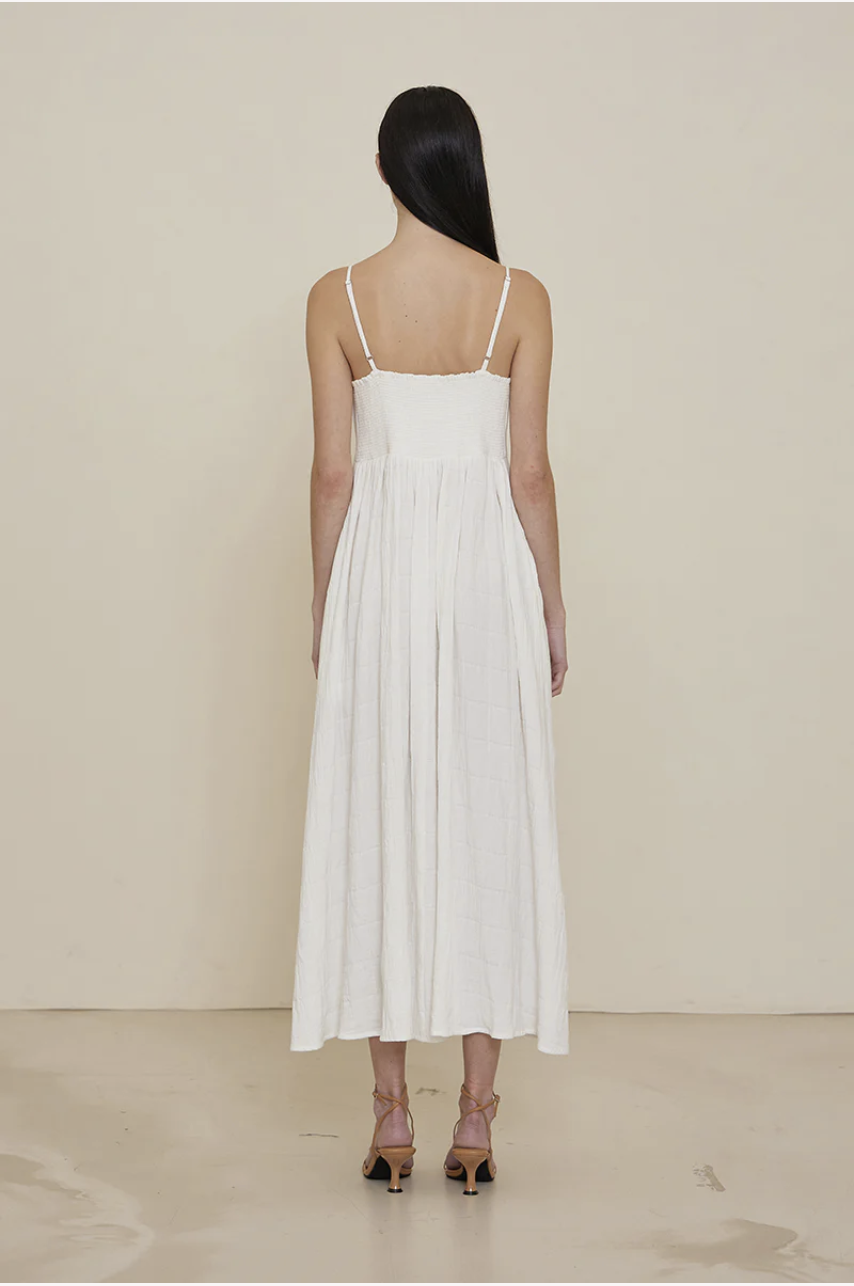 SPAGHETTI STRAP TEXTURE GAUZE MIDI DRESS
