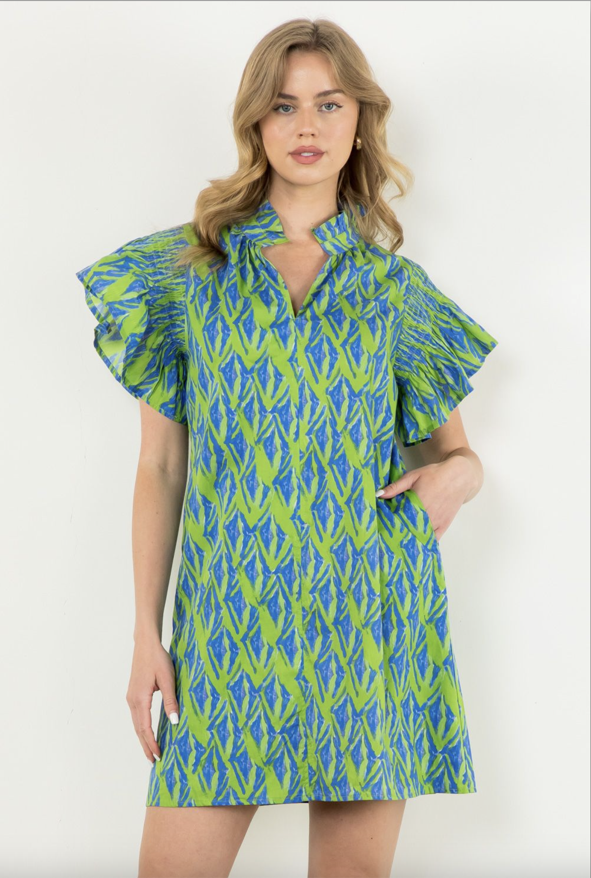 FLUTTER SLEEVE PRINT MIDI DRESS