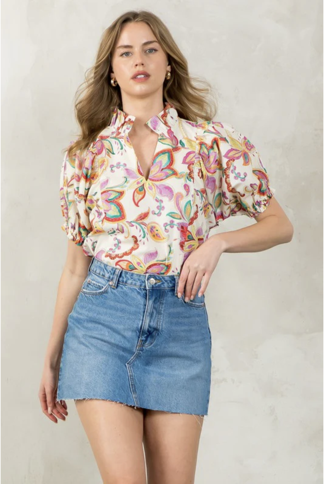 VNECK PUFF SLEEVE FLOWER  PRINT TOP