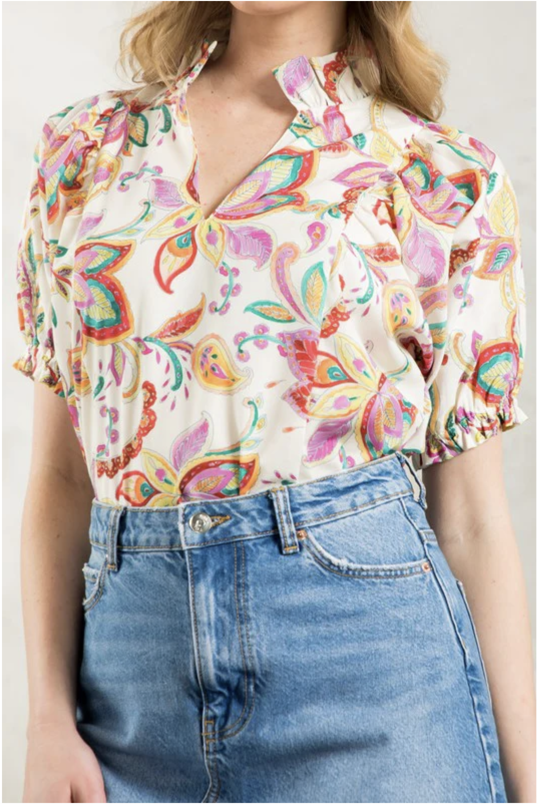 VNECK PUFF SLEEVE FLOWER  PRINT TOP