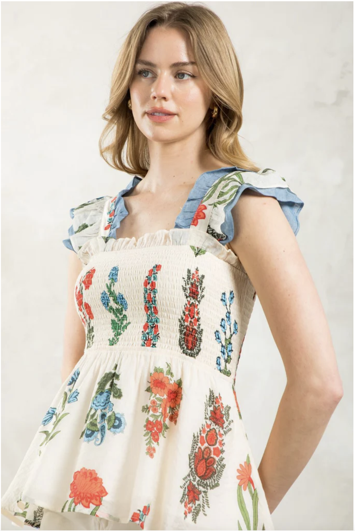 SMOCKED DETAIL FLOWER PRINT TOP