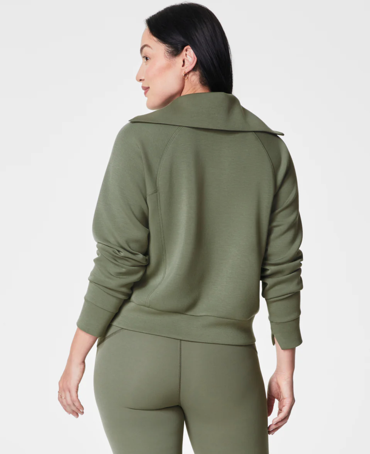 AIRESSENTIALS HALF ZIP
