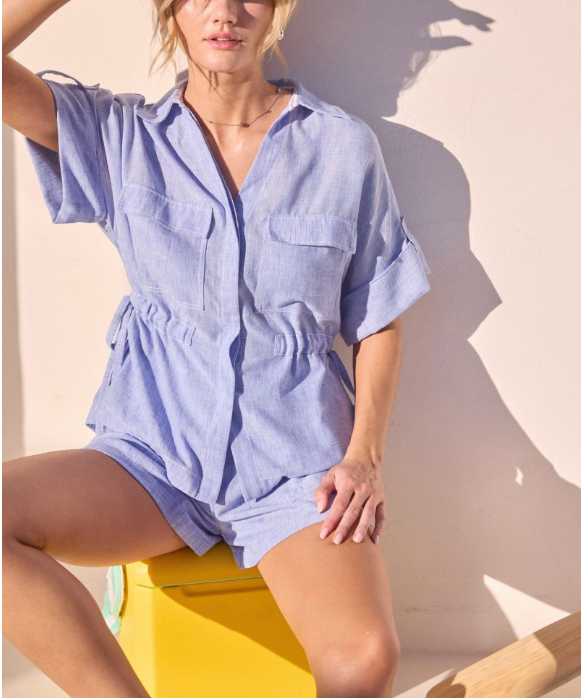 CHAMBRAY CINCHED WAIST BLOUSE