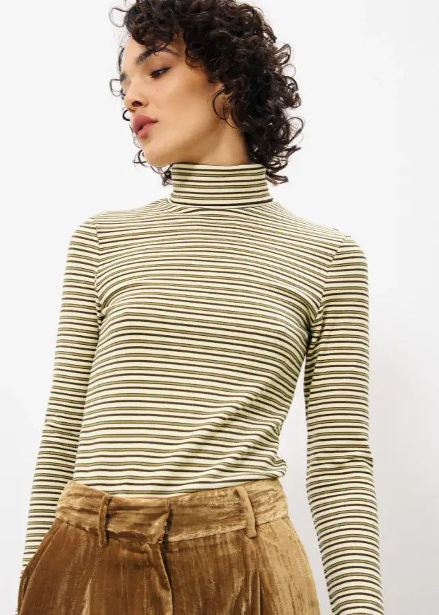 STRIPE THIN TURTLENECK