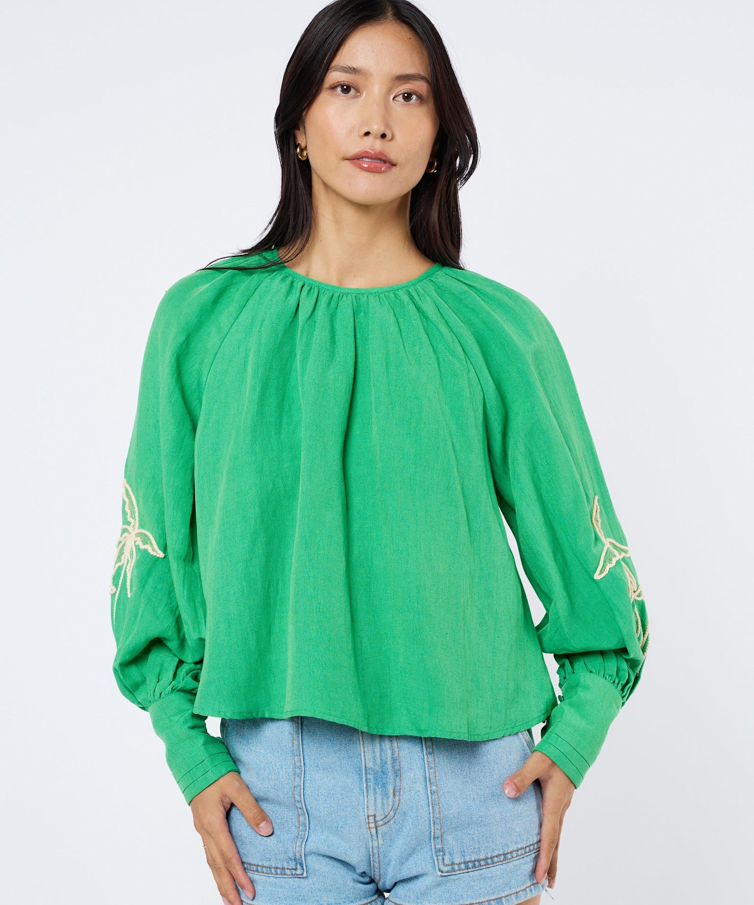 EMBROIDERED LSLV PALM BLOUSE