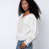 EMBROIDERED BUTTON DOWN TOP