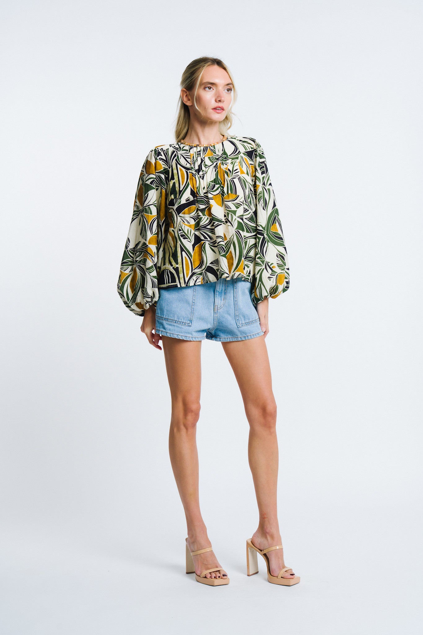 ABSTRACT LEAF PRINT BLOUSE