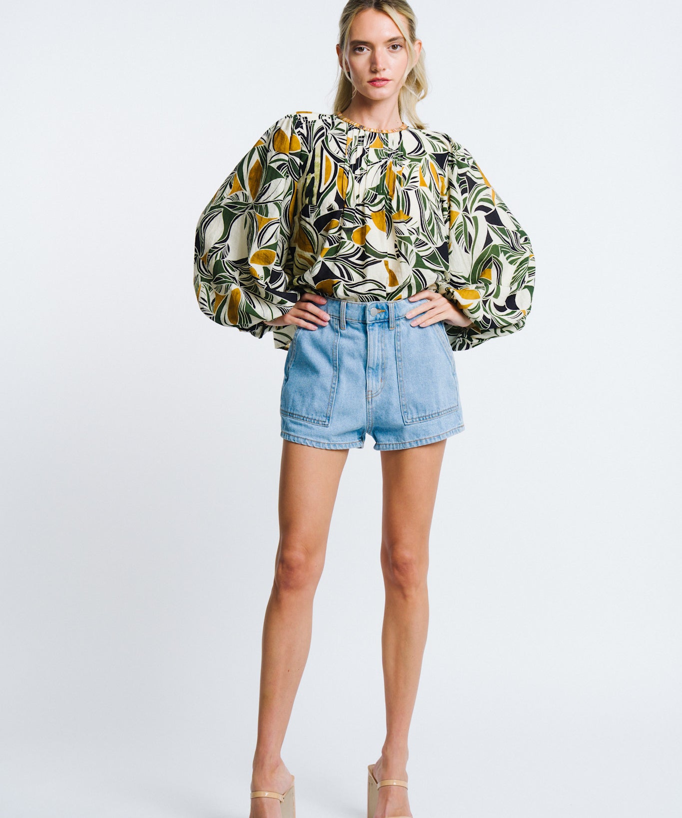 ABSTRACT LEAF PRINT BLOUSE