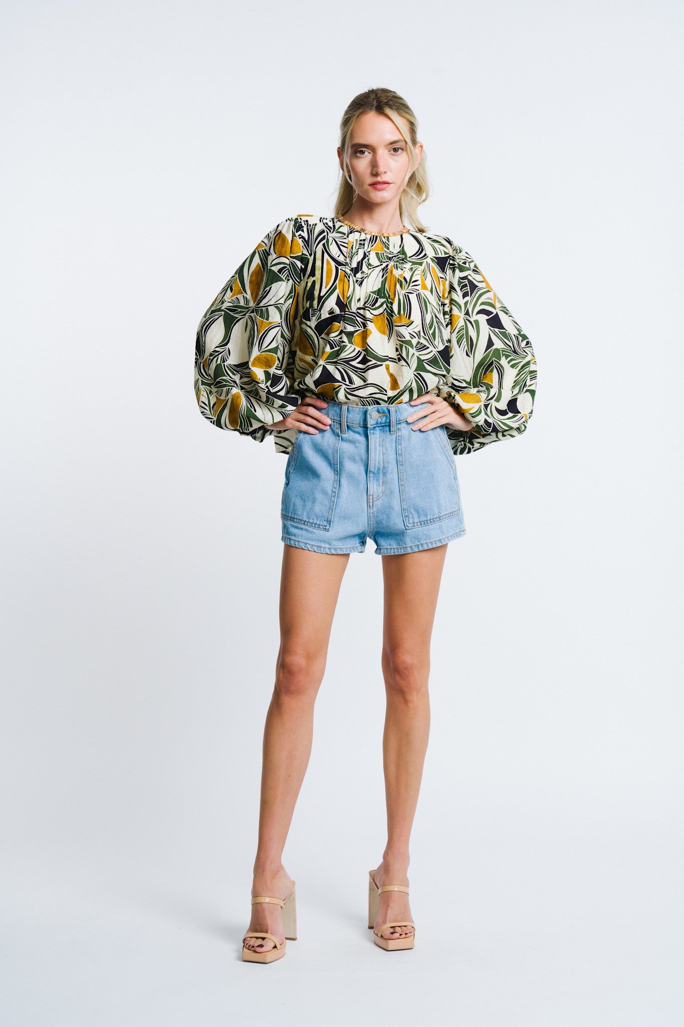 ABSTRACT LEAF PRINT BLOUSE