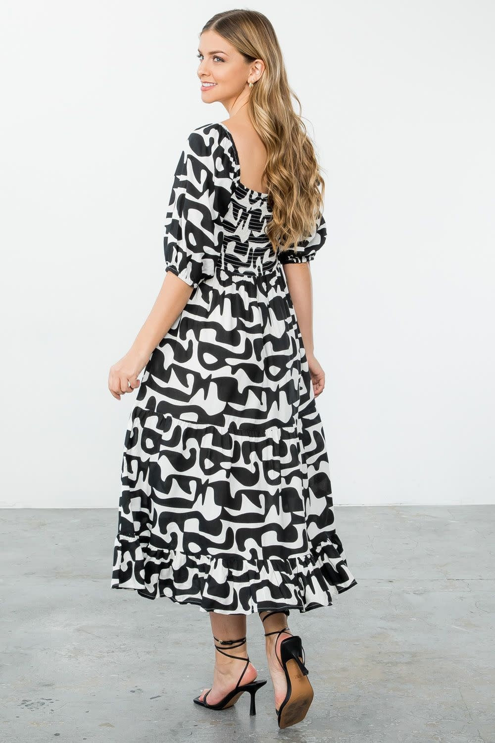 SMOCKED PATTERN MIDI DRESS
