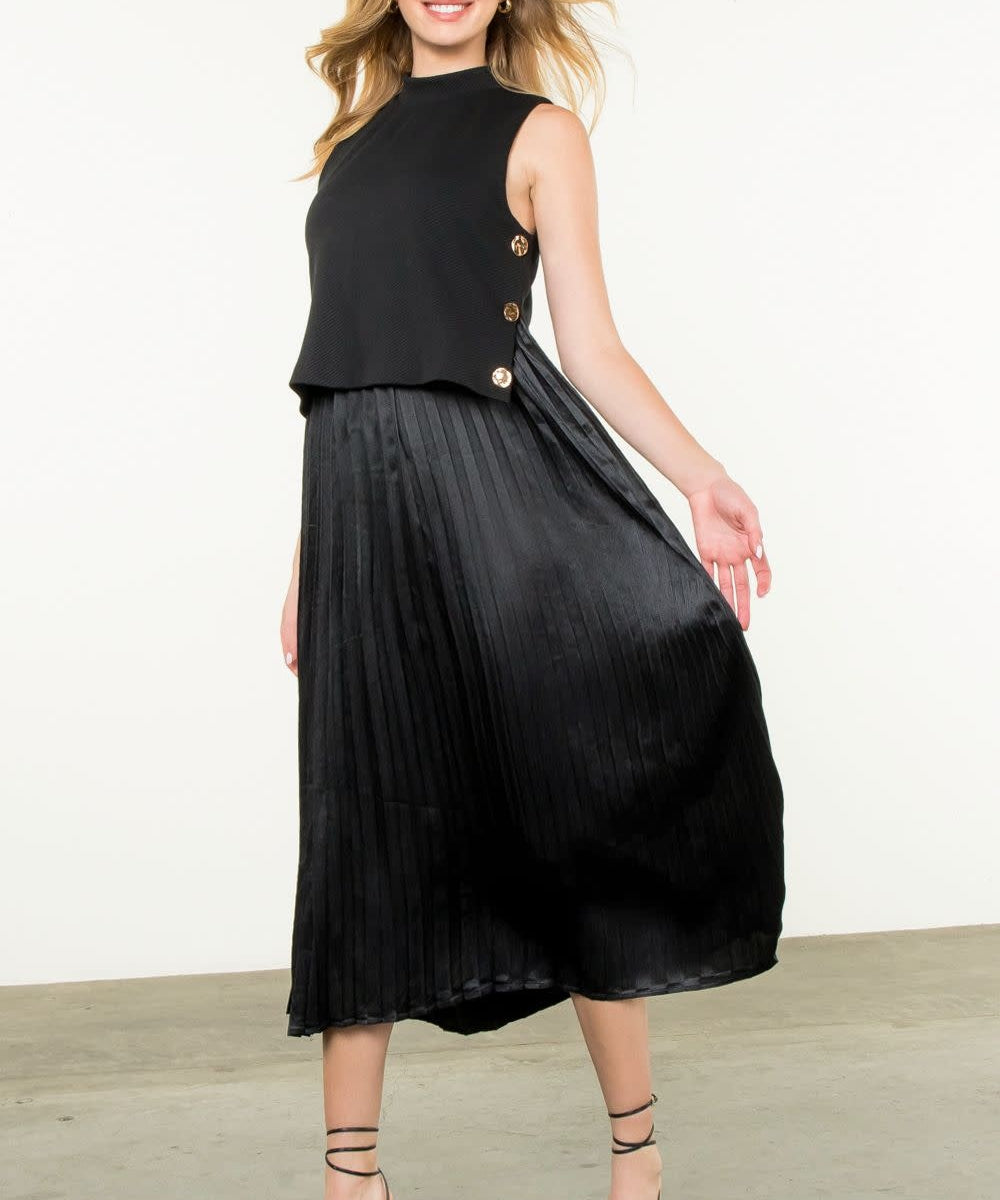 PLEATED SKIRT DRESS