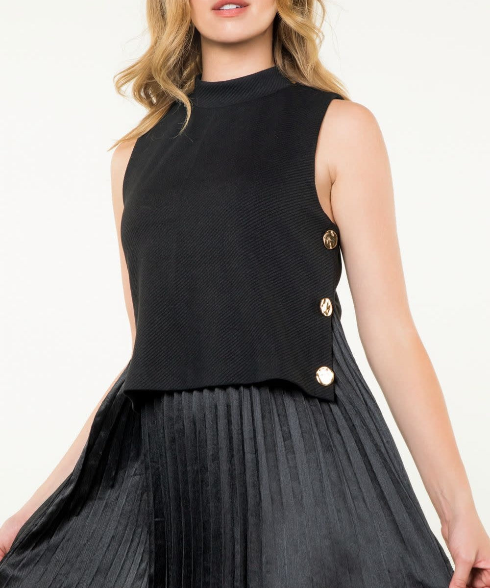PLEATED SKIRT DRESS
