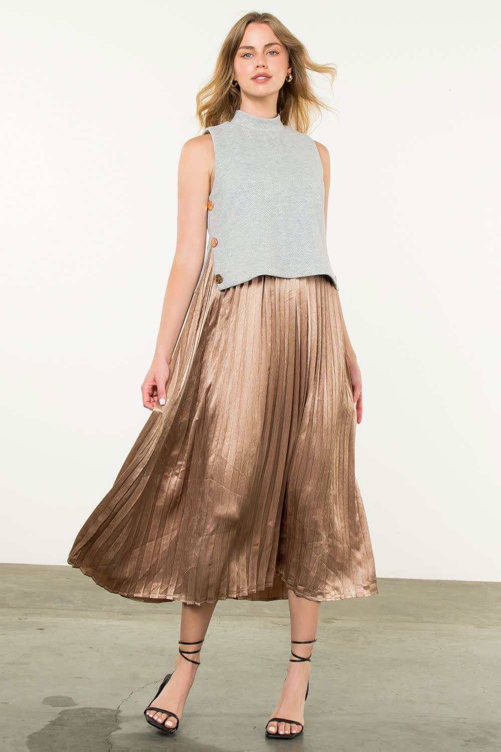PLEATED SKIRT DRESS