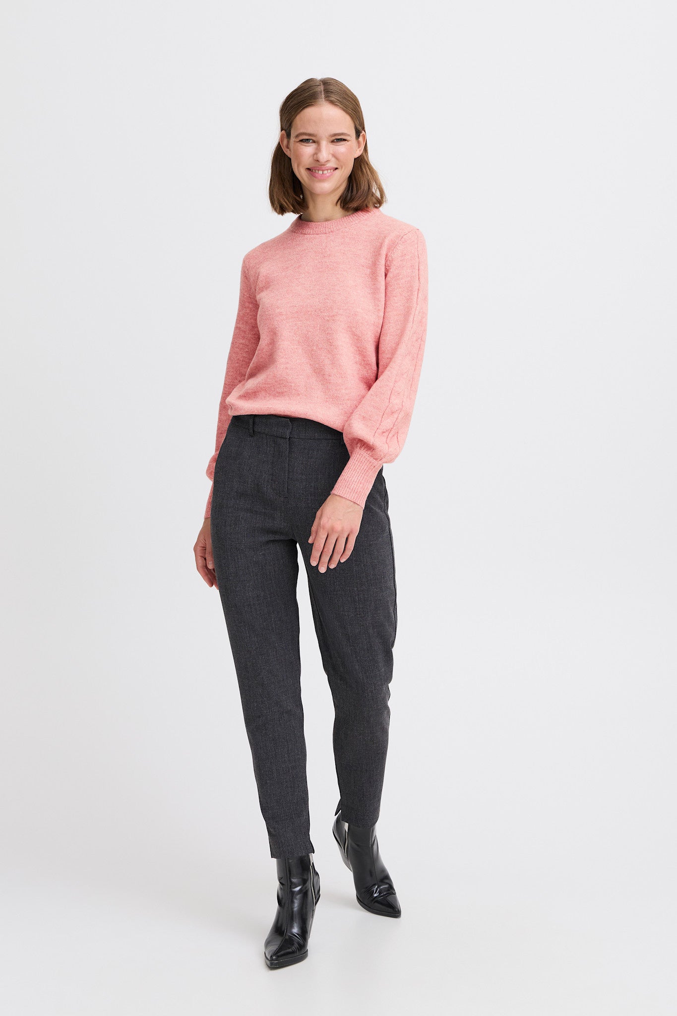 BYOMUNA SWEATER